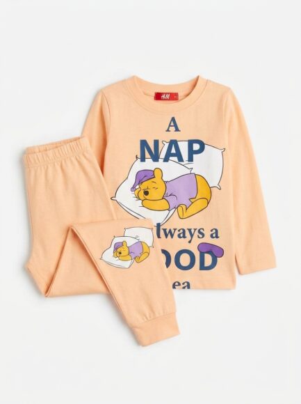Kids' Winnie the Pooh Pajama Set